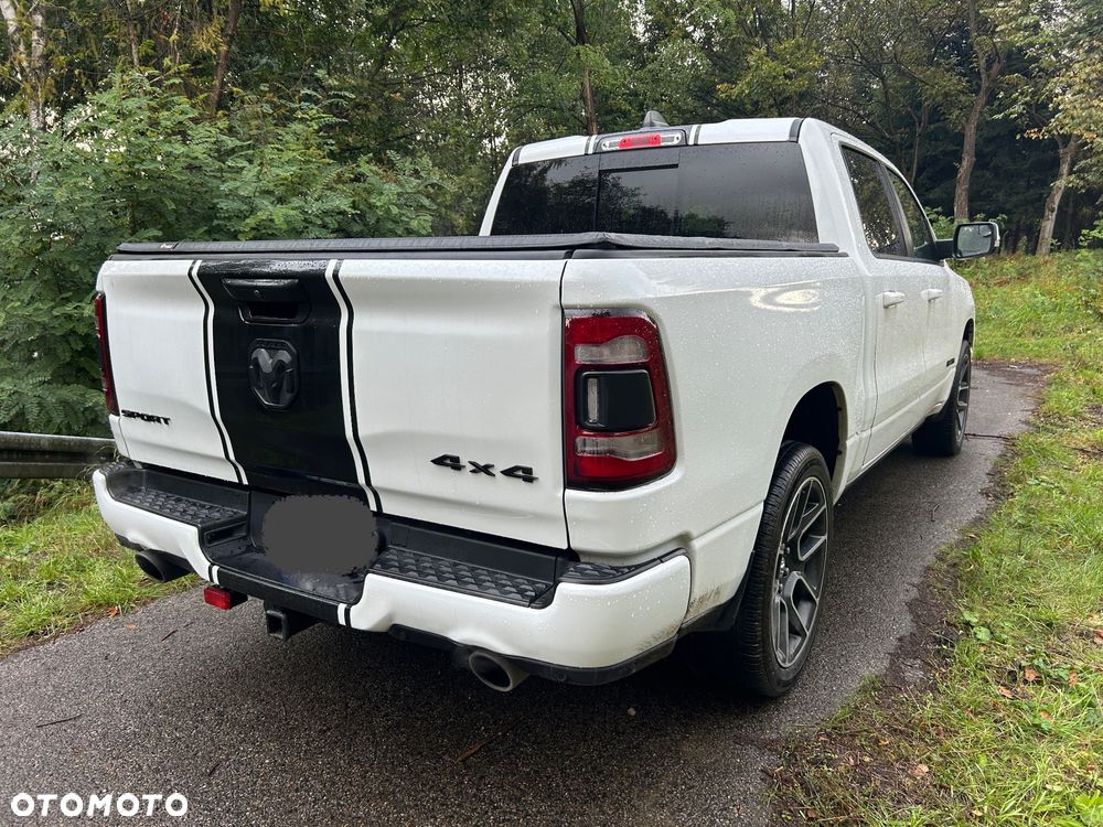 Dodge RAM 1500 5.7 4x4 - 5