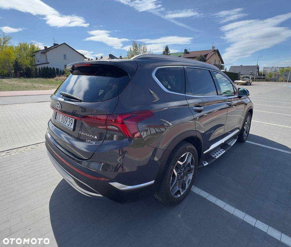 Hyundai Santa Fe 1.6 HEV 4WD SEVEN Signature - 13