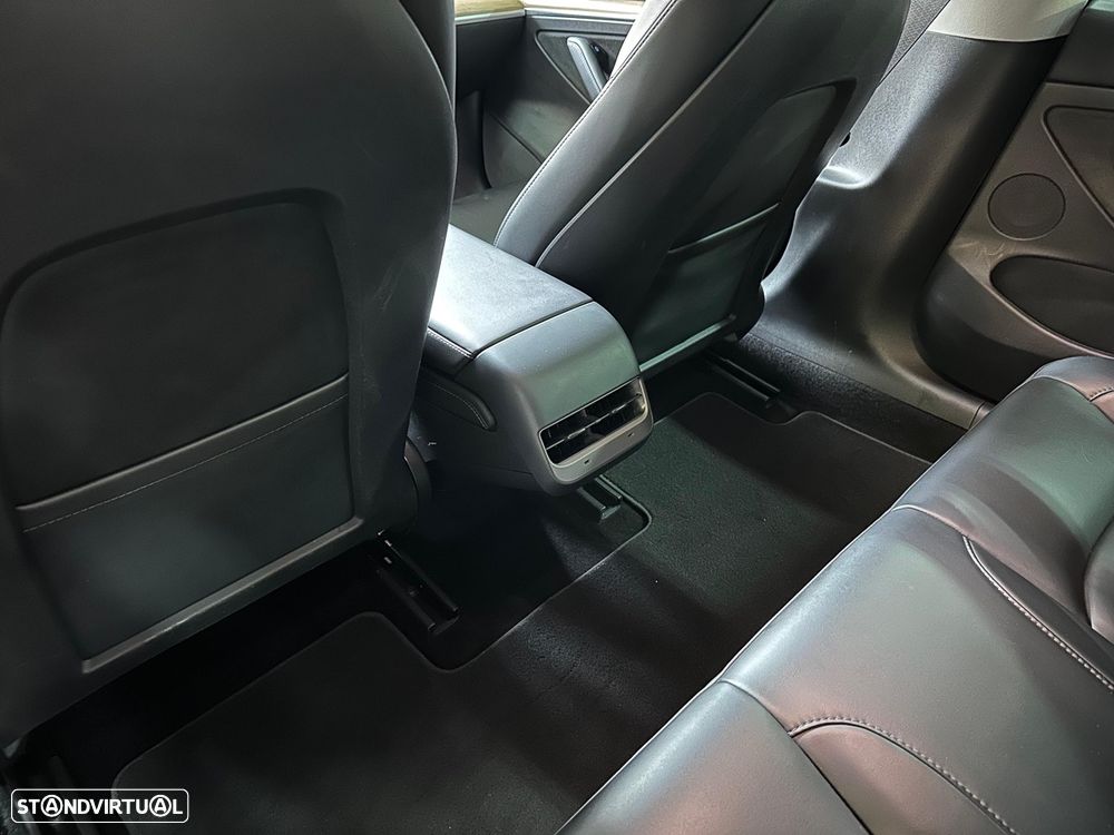 Tesla Model 3 Long Range Tração Integral Premium - 21