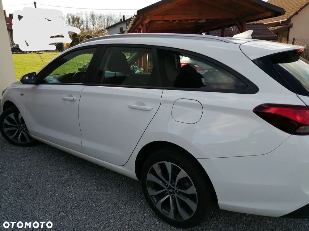 Hyundai i30 1.5 DPI Smart - 3