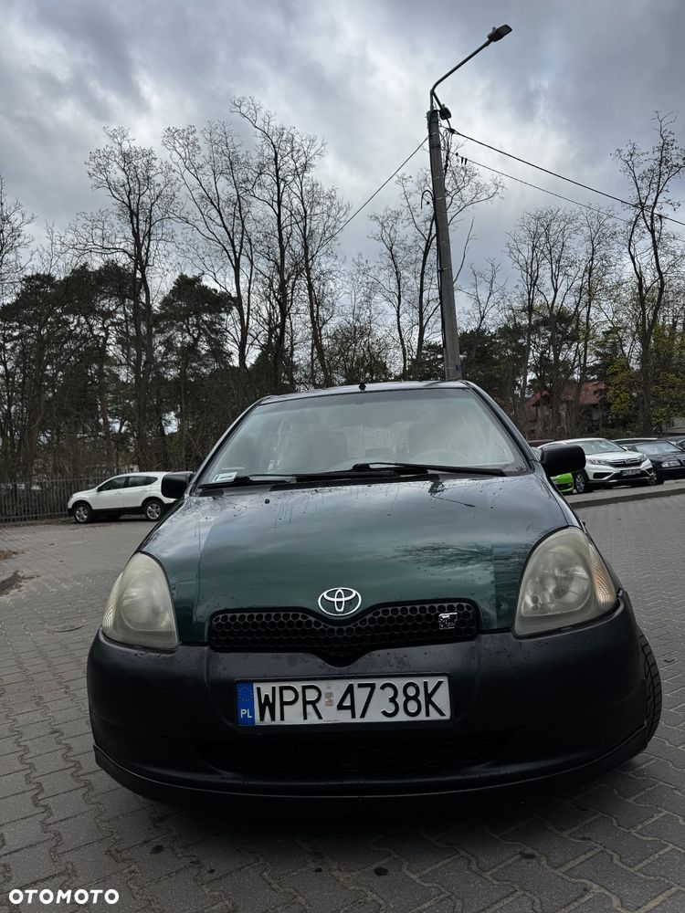 Toyota Yaris 1.0 Base - 5