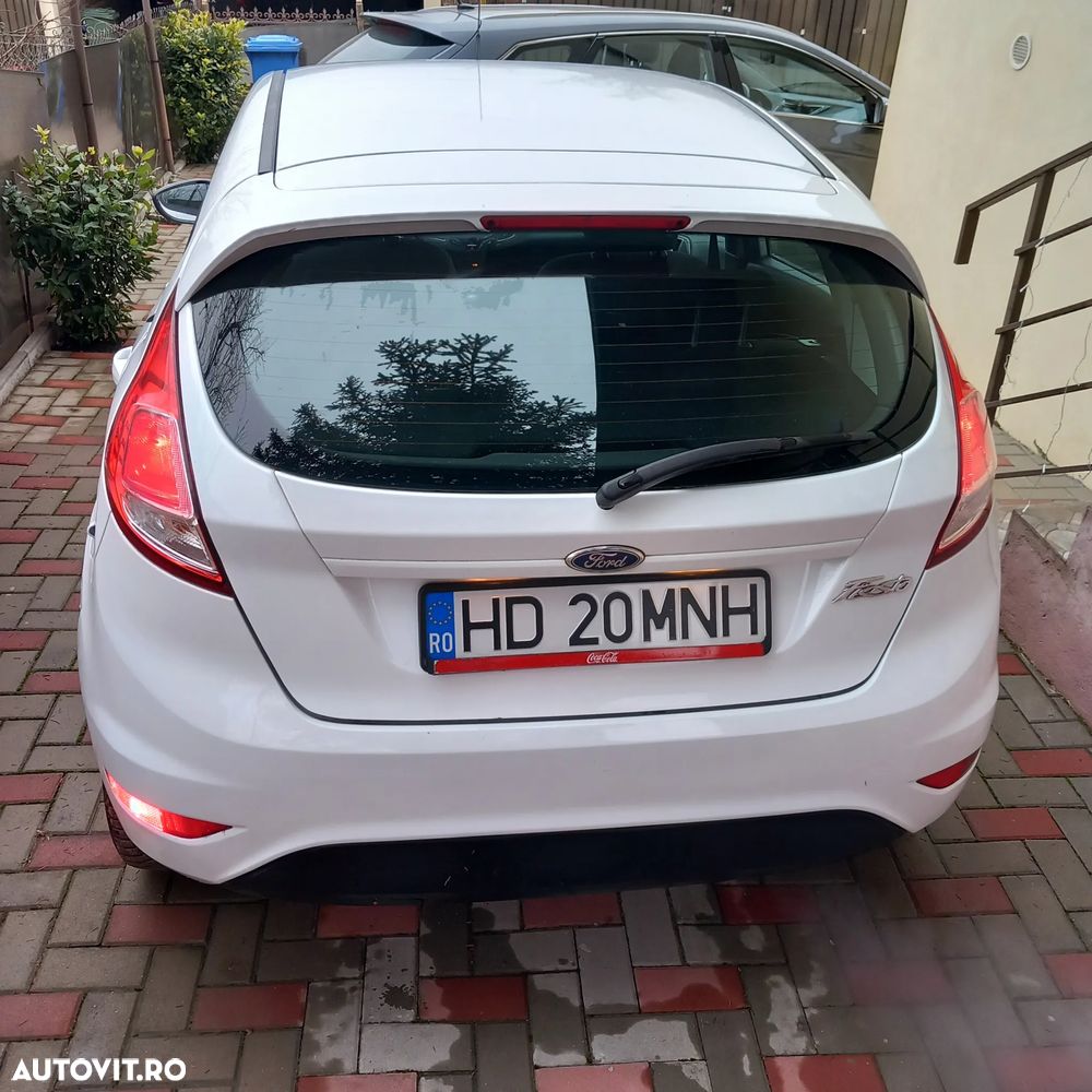 Ford Fiesta 1.5 TDCi DPF Trend - 9