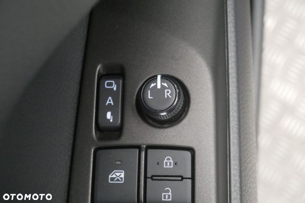 Toyota Camry 2.5 Hybrid Comfort CVT - 28