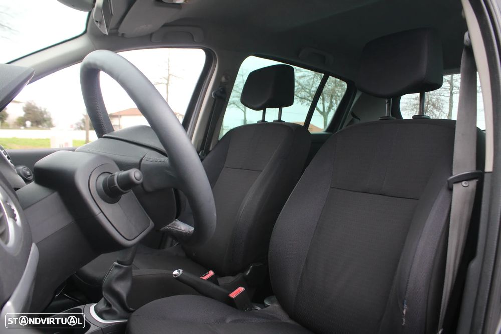 Renault Clio 1.5 dCi Dynamique S - 19