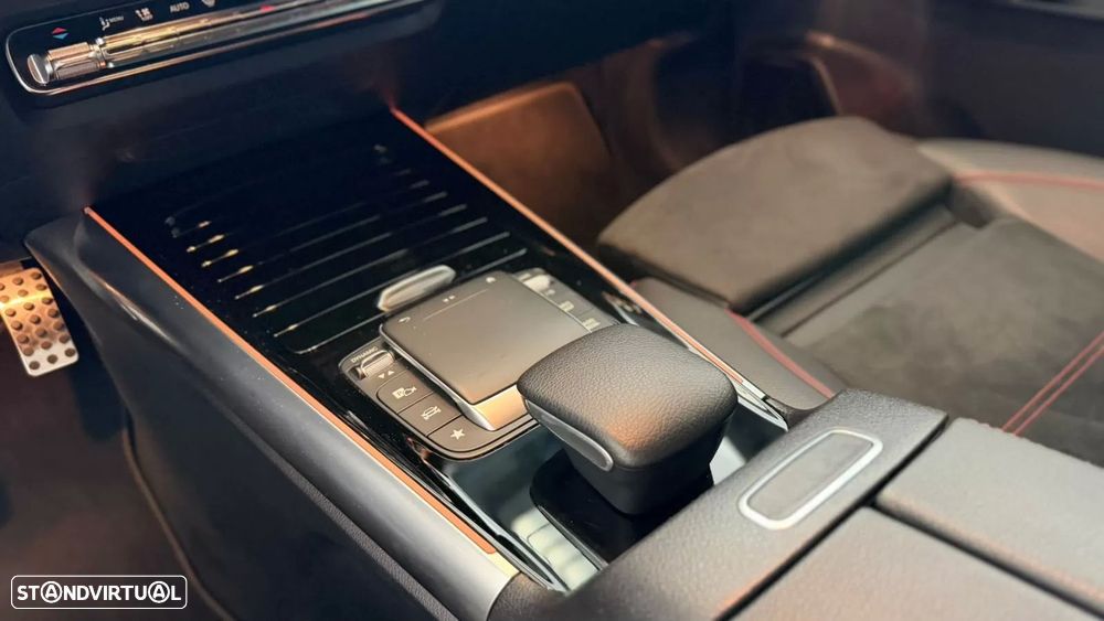 Mercedes-Benz GLA 250 e AMG Line - 29