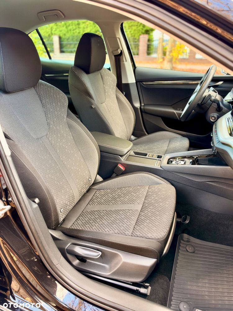 Skoda Octavia 2.0 TDI Style DSG - 10