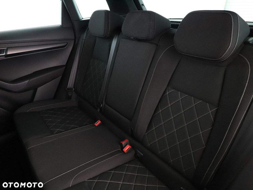 Skoda Karoq 1.5 TSI DSG Sportline - 18