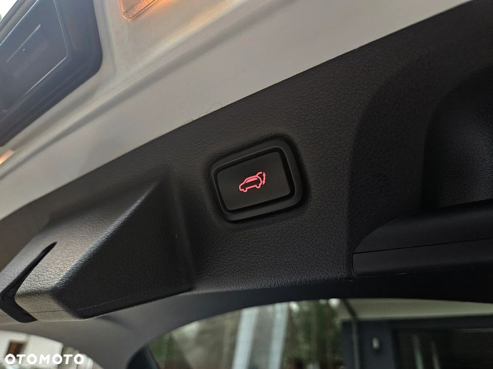 Kia ProCeed 1.6 T-GDI GT DCT - 33