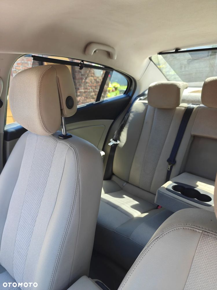 Renault Fluence 1.5 dCi Privilege - 13