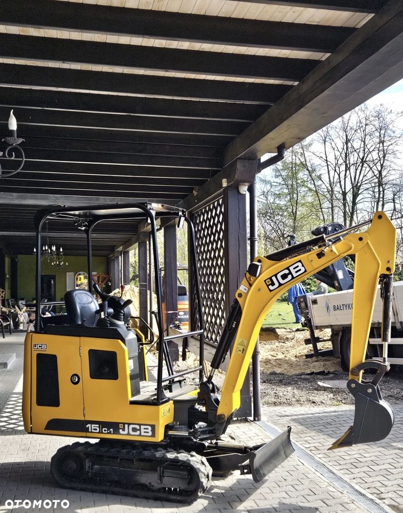 JCB 15C-1 - 1