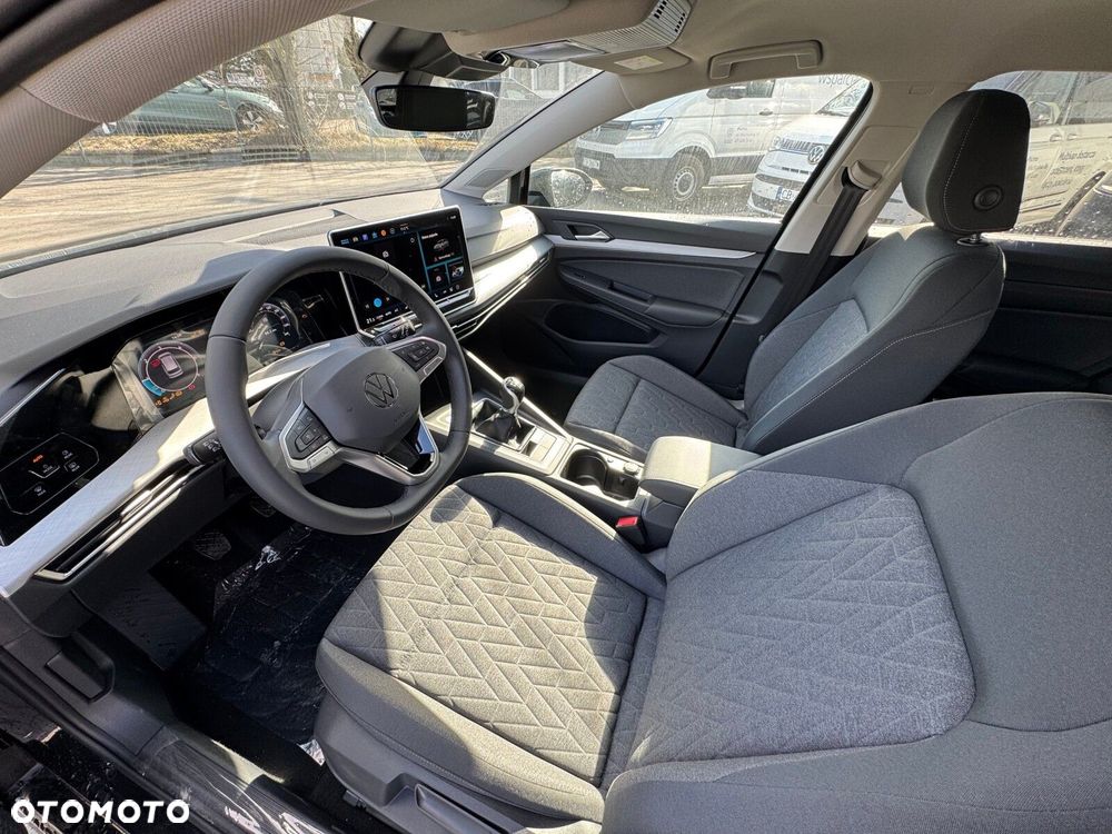 Volkswagen Golf - 18