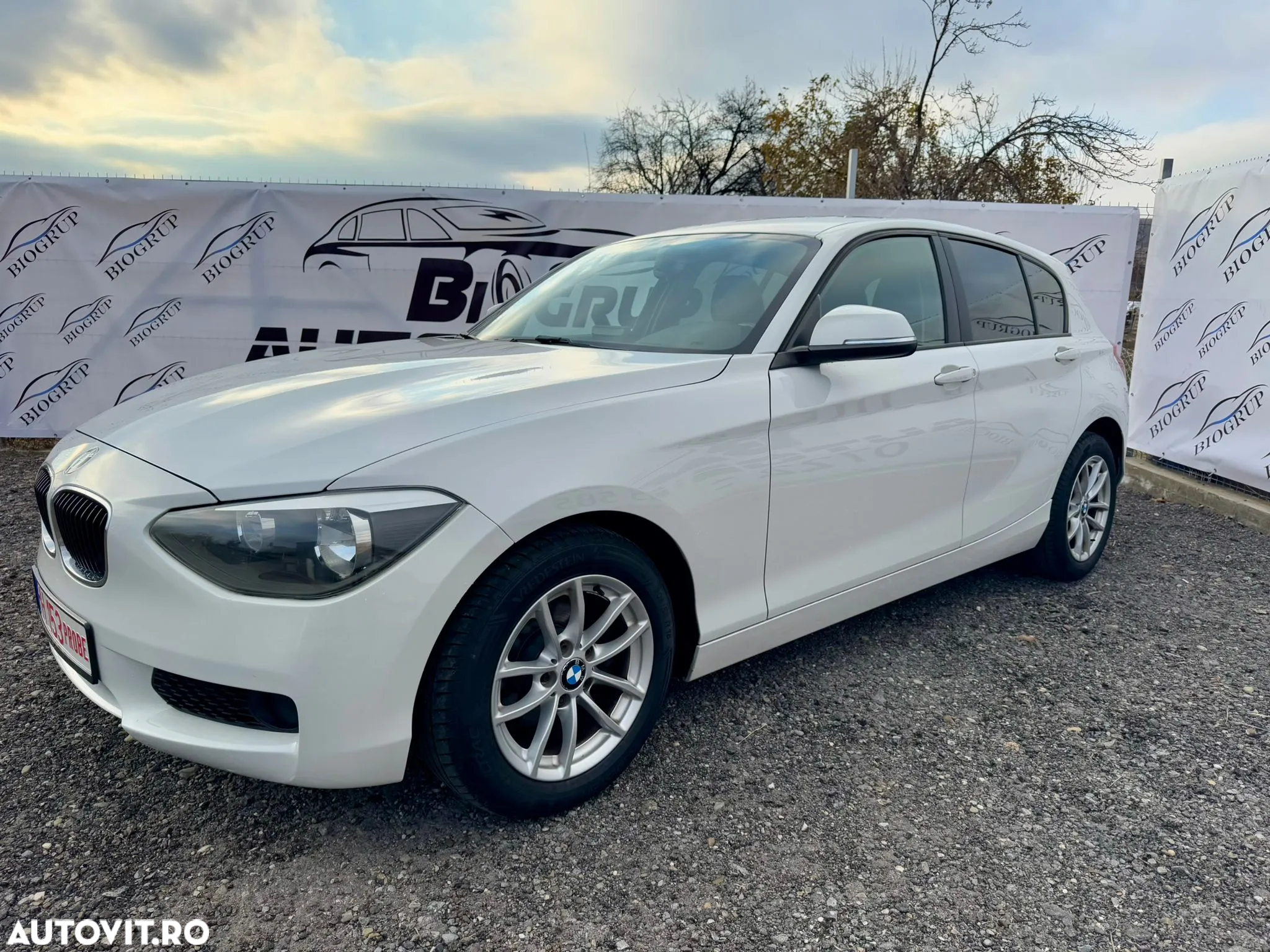 BMW Seria 1 116i Aut. Sport Line - 9