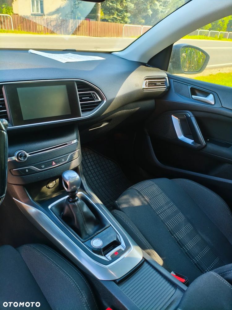 Peugeot 308 BlueHDi FAP 120 Stop&Start Active - 6