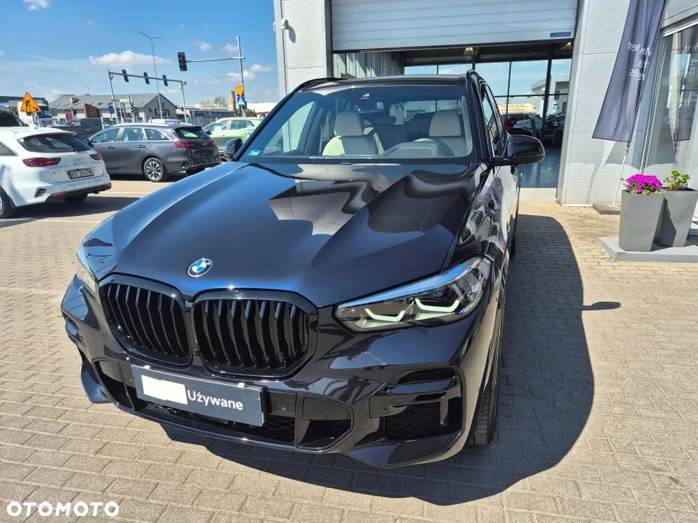 BMW X5 xDrive40d mHEV - 33