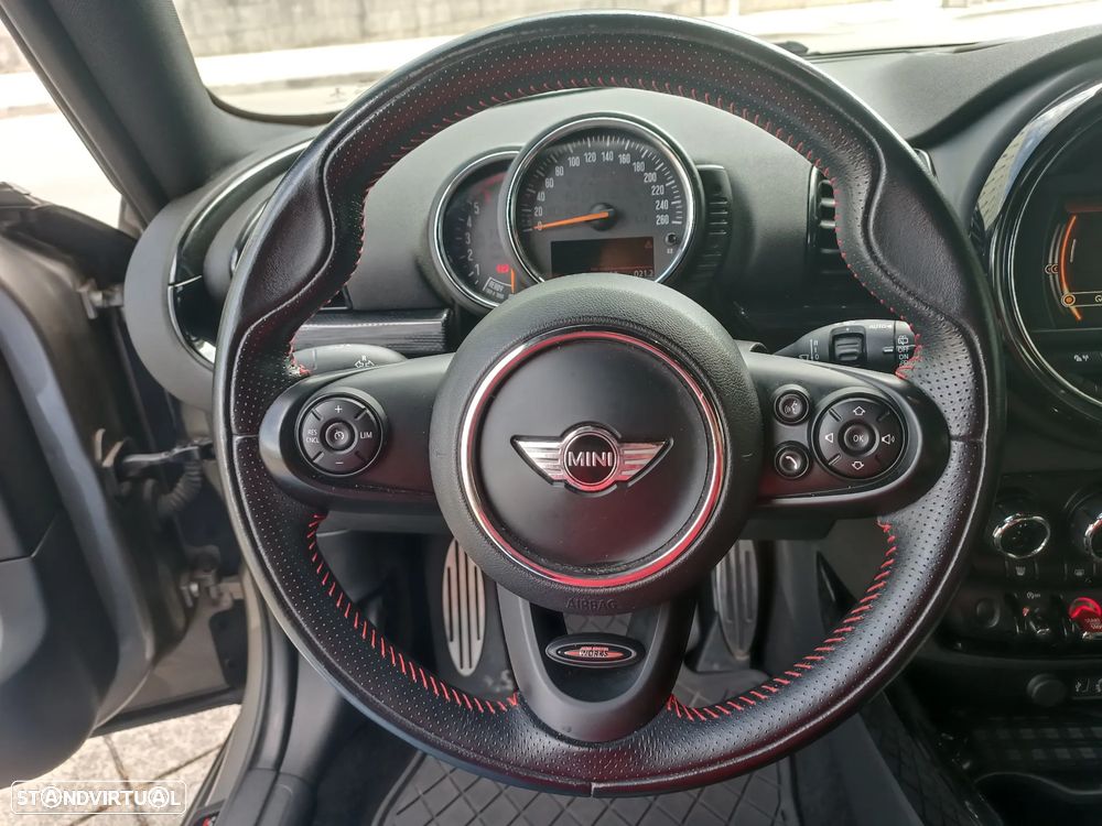 MINI Clubman Cooper D - 18