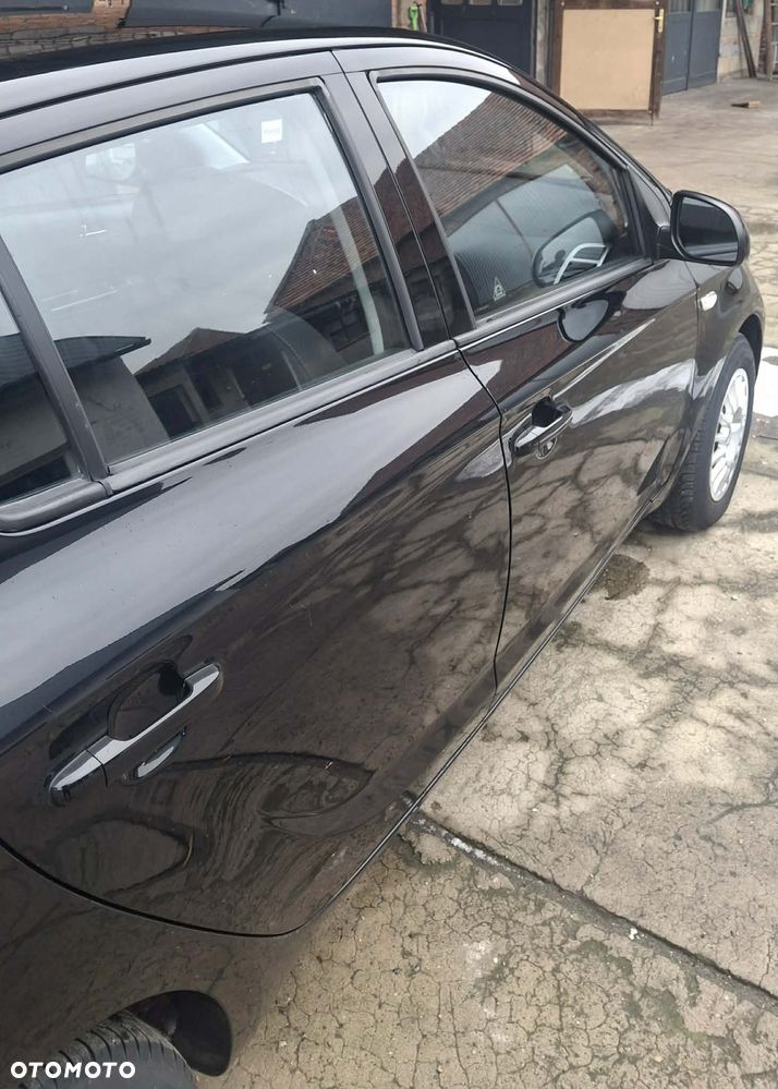 Hyundai i20 1.4 Comfort - 26