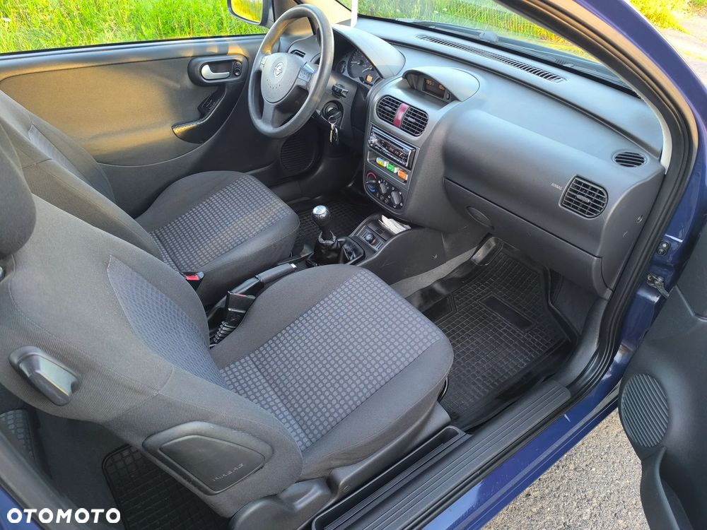 Opel Corsa - 13