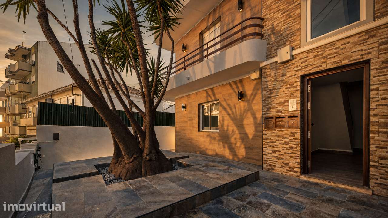 Apartamento de luxo T2 com estacionamento privativo em Almada - Grande imagem: 3/29