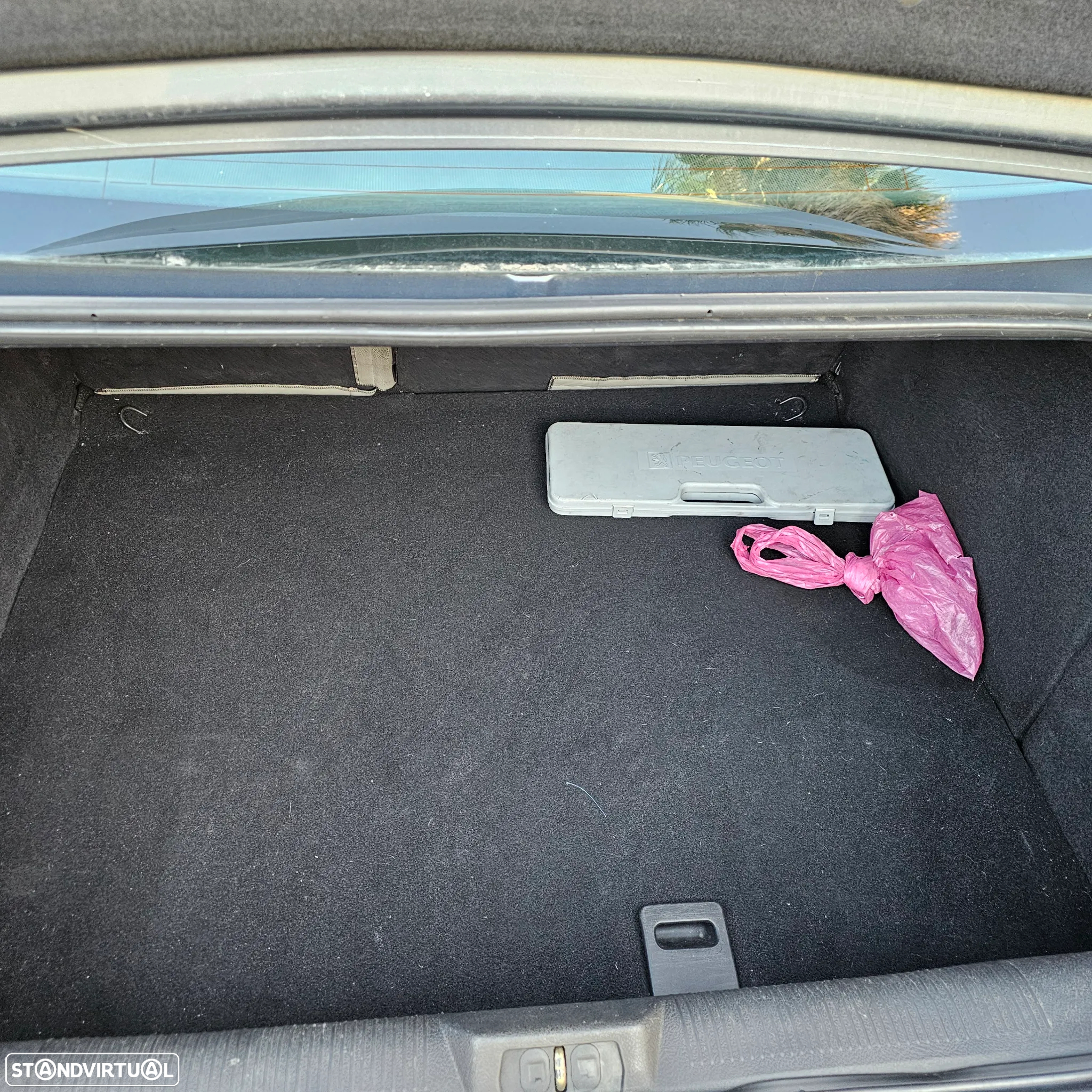 Peugeot 407 1.6 HDi Executive - 17