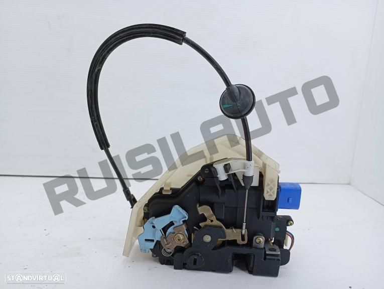 Fechadura Porta Trás Esquerda  Vw Golf V (1k) [2003_2009] 1.9 T - 2