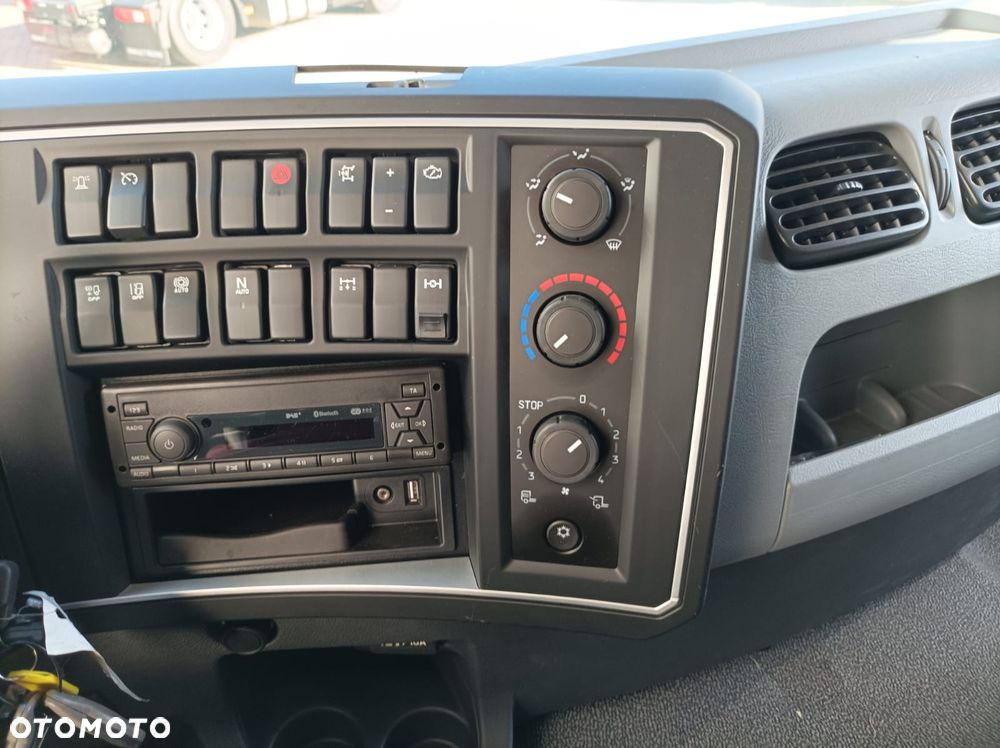 Renault D26 - 11