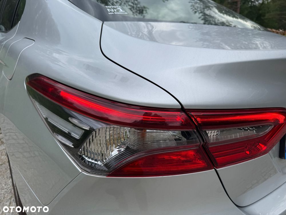 Toyota Camry 2.5 Hybrid Comfort CVT - 10