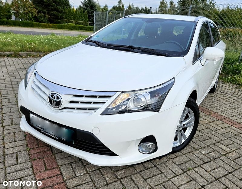 Toyota Avensis 2.0 D-4D Premium - 4