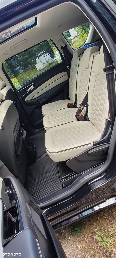 Ford S-Max - 10