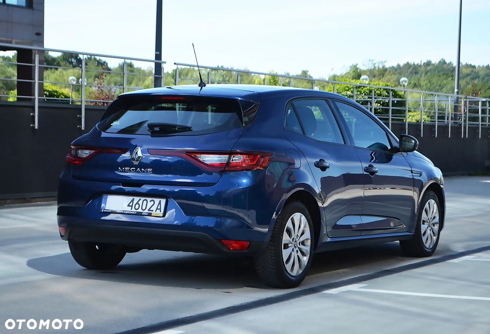 Renault Megane 1.6 SCe Business - 4