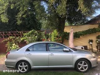 Toyota Avensis 2.2 D-4D Sol - 1