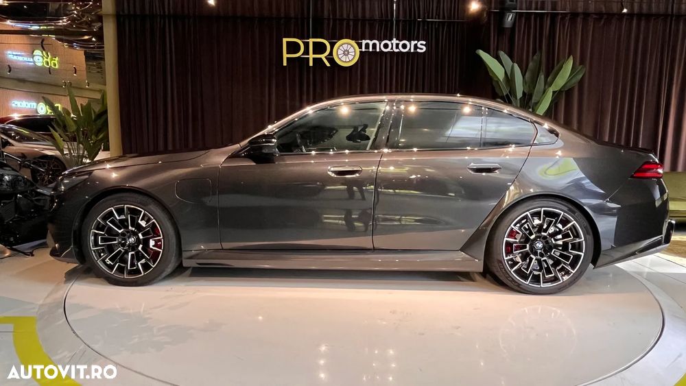 BMW M5 xDrive AT PHEV - 14