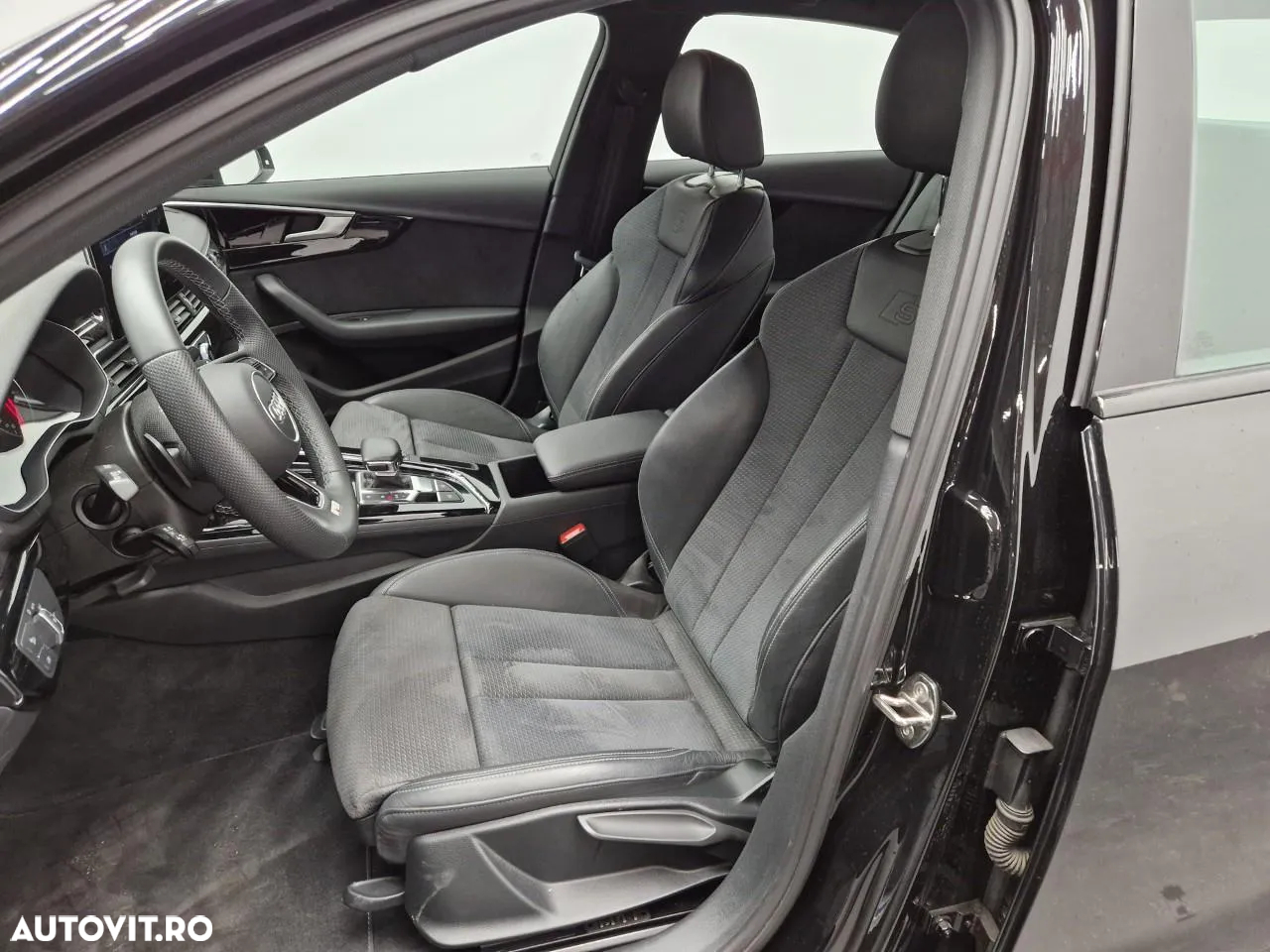 Audi A4 - 4