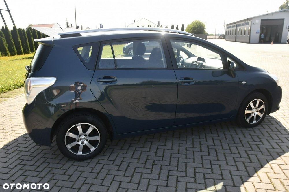 Toyota Verso - 8