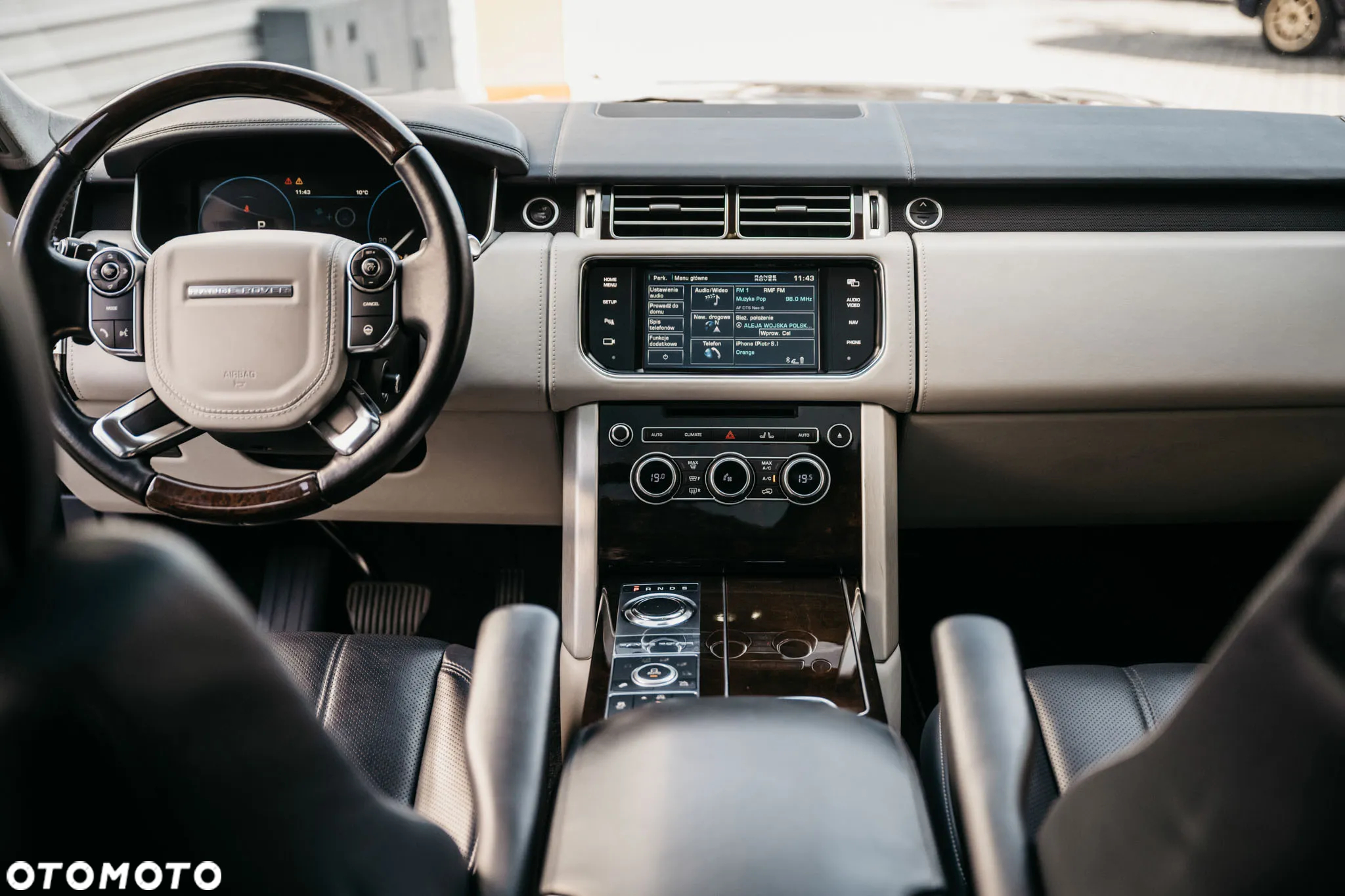 Land Rover Range Rover 4.4SD V8 Vogue - 7