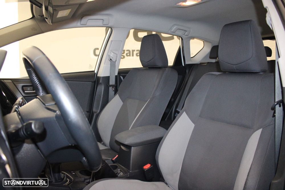 Toyota Auris 1.4 D-4D ACtive+AC - 28