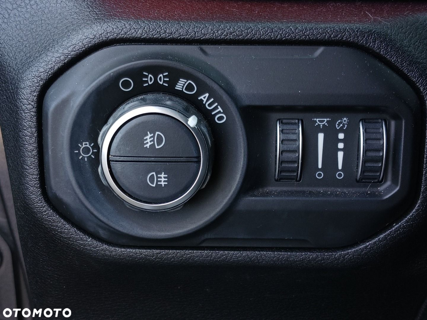 Jeep Wrangler - 19