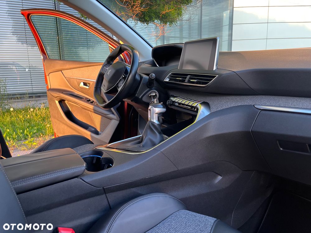 Peugeot 3008 BlueHDi 120 Stop & Start Allure - 24