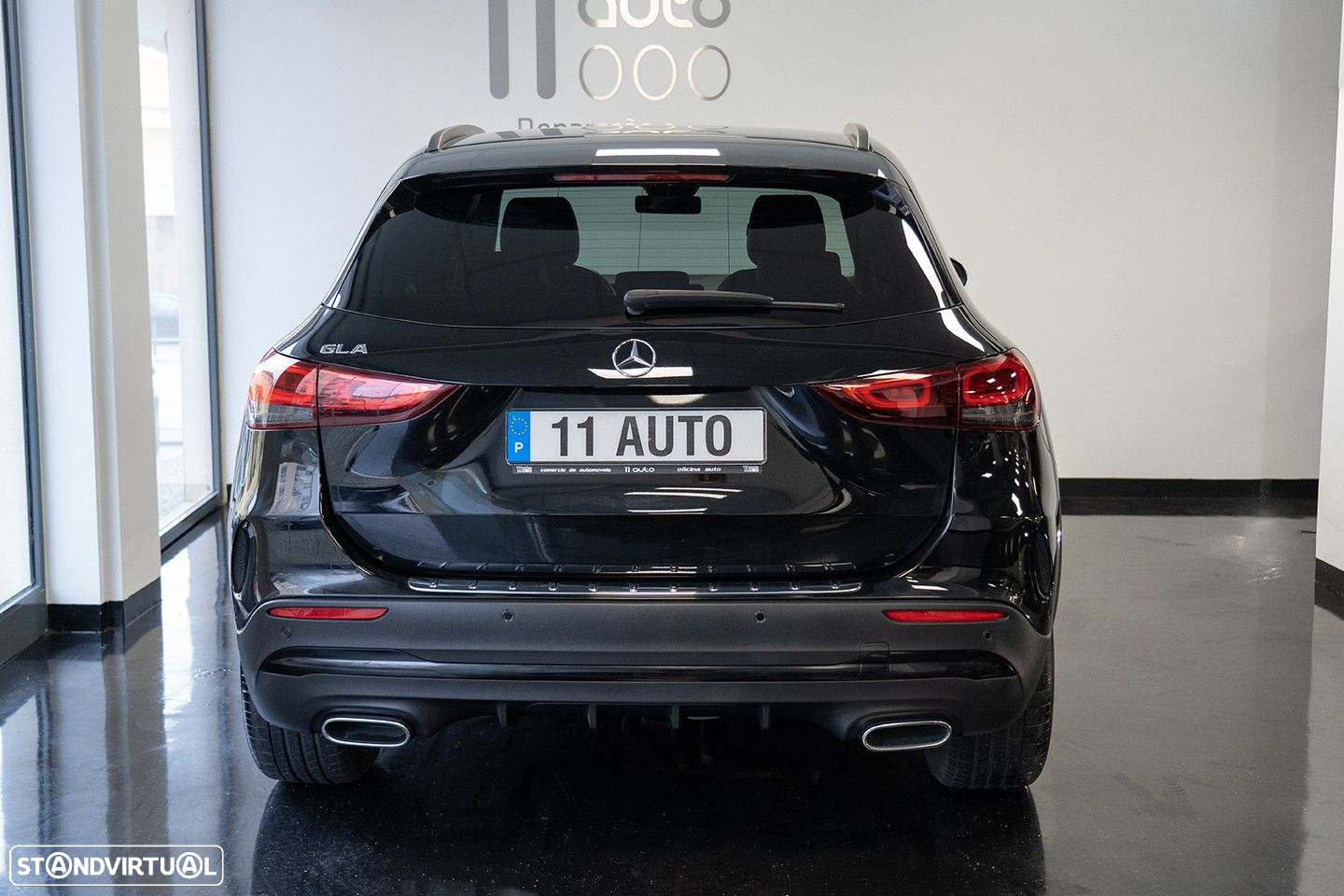 Mercedes-Benz GLA 180 d AMG Line - 11