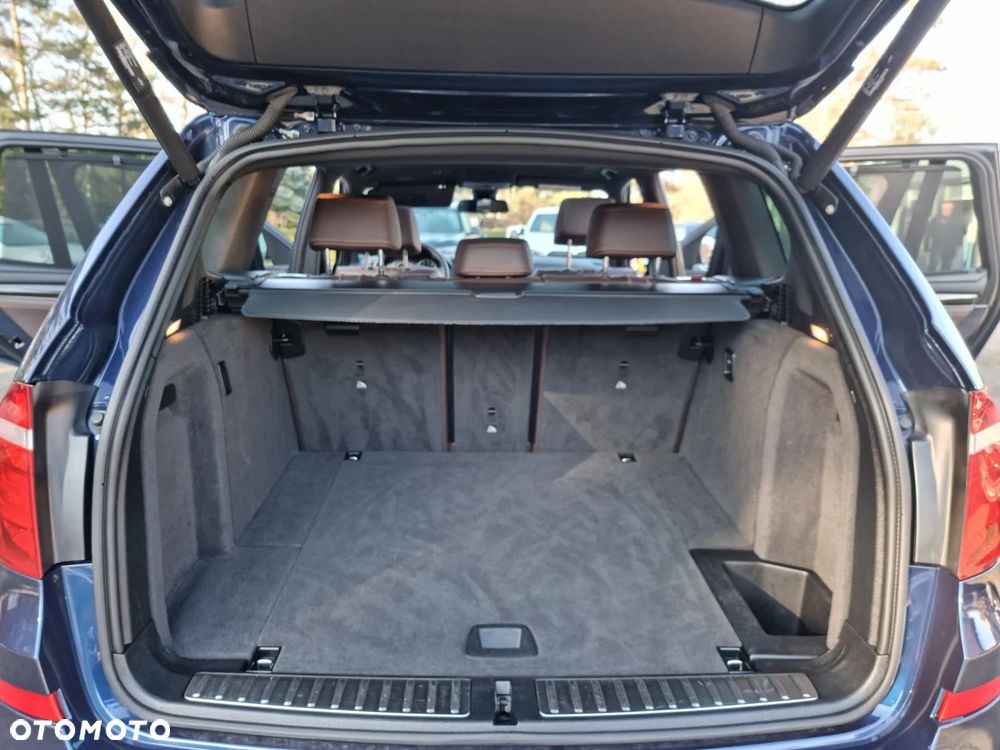 BMW X3 28i xDrive - 23