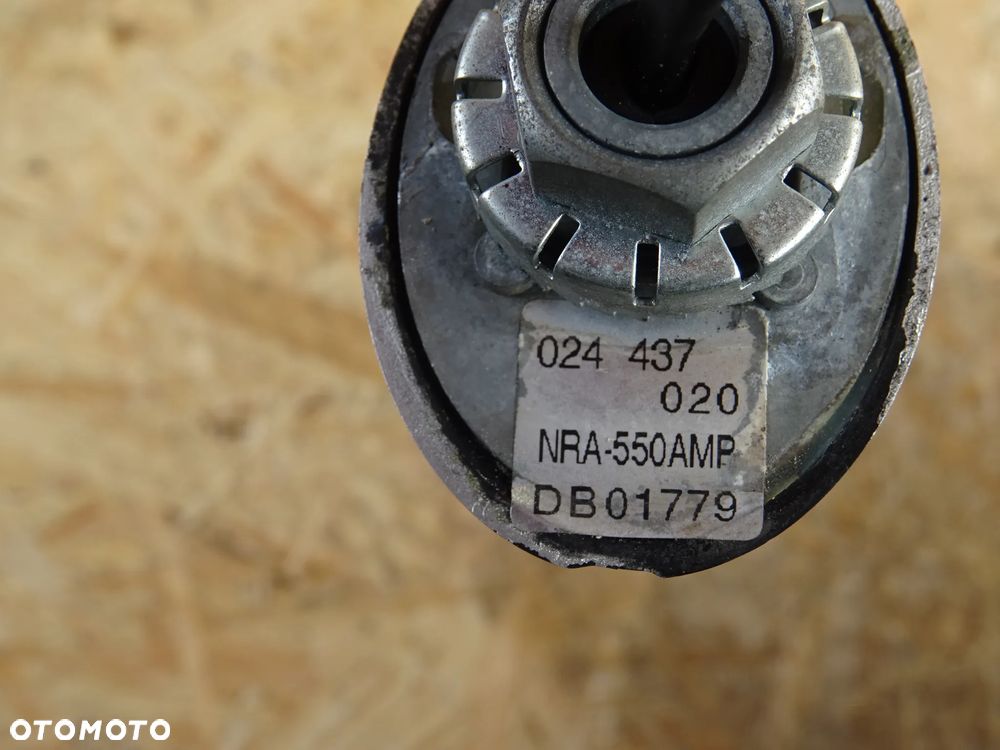 ANTENA DACHOWA DO RADIA WZMACNIACZ SPRYSKIWACZ OPEL VECTRA C HB GTS - 16