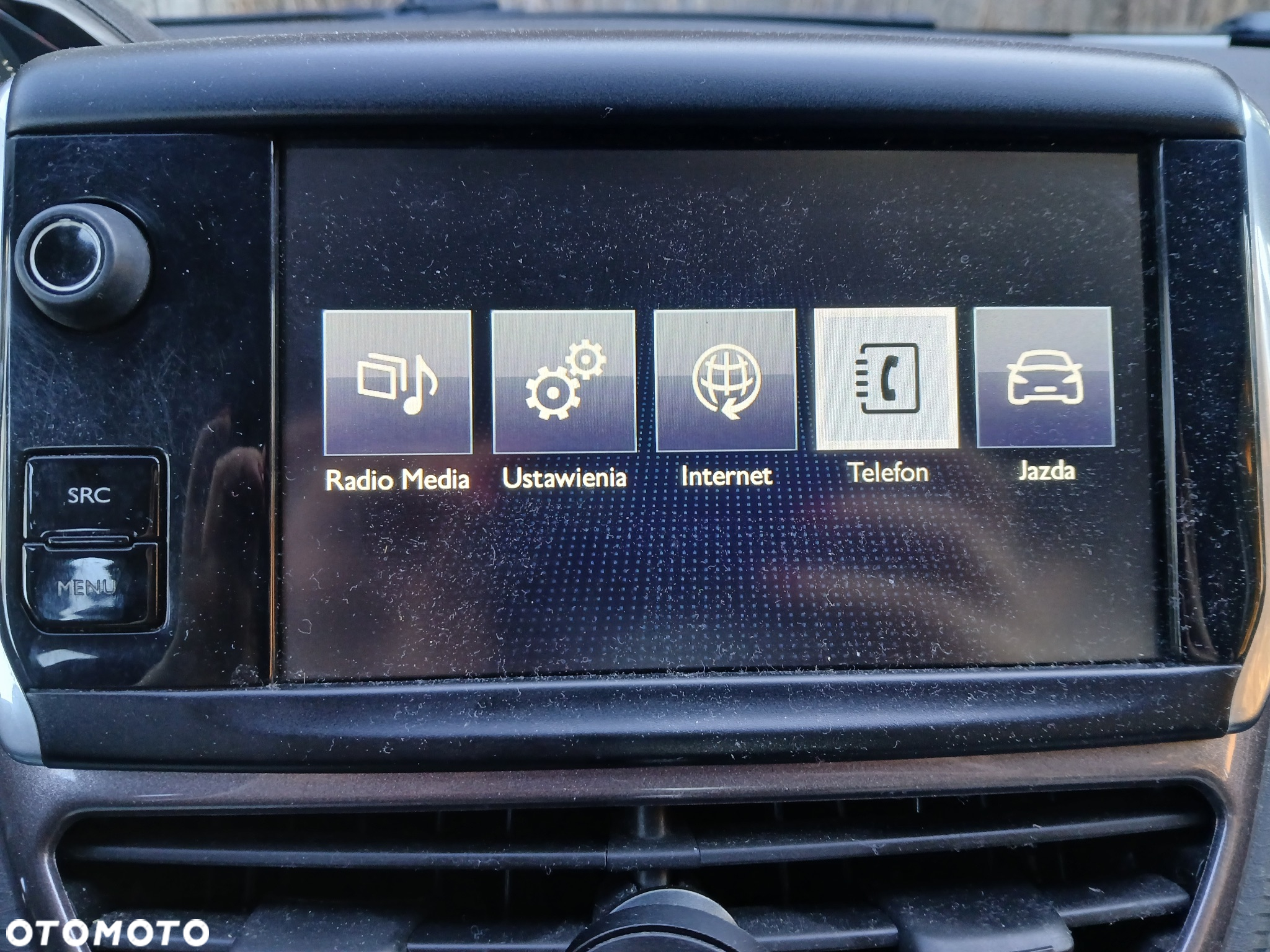 Peugeot 2008 1.6 e-HDi Style S&S - 6