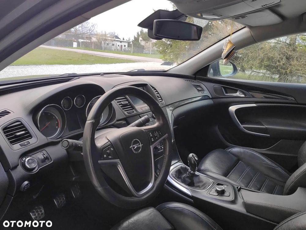 Opel Insignia 2.0 T Cosmo 4x4 - 4