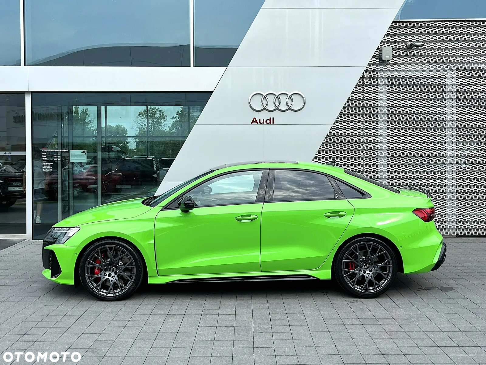 Audi RS3 Limousine - 8