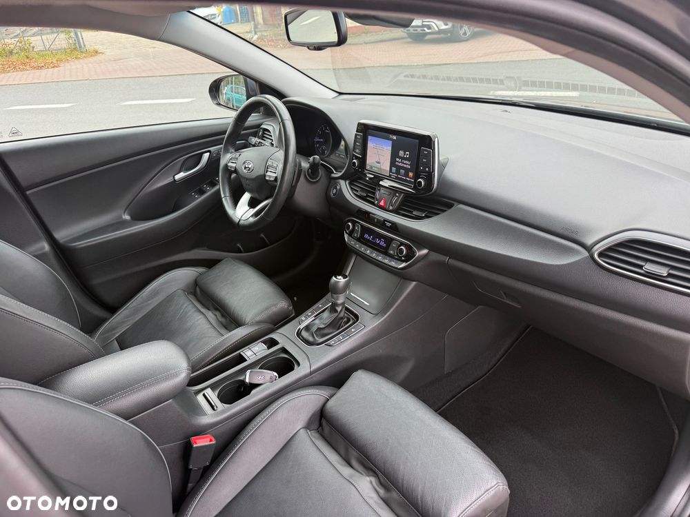 Hyundai i30 1.4 T-GDI DCT Premium - 10