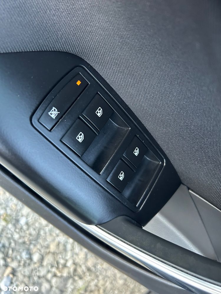 Opel Insignia 1.4 Turbo Sports Tourer ecoFLEXStart/Stop Design Edition - 25