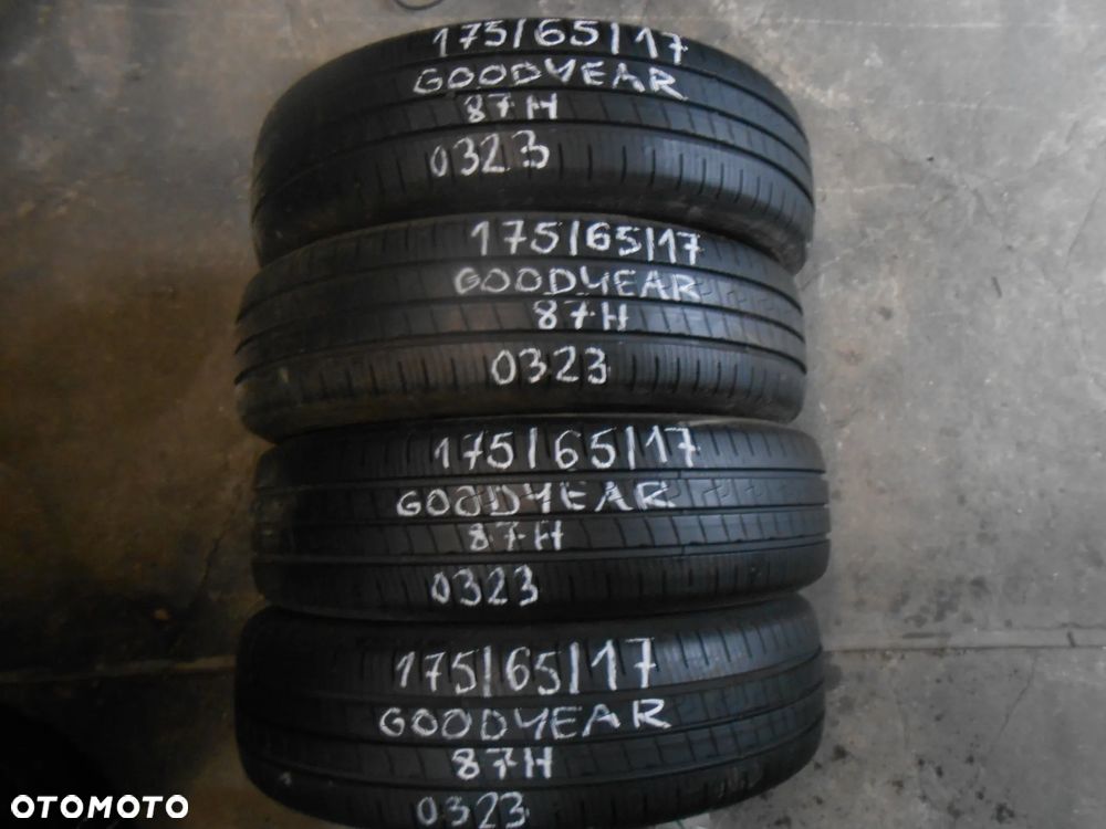 OPONY 175/65r17 GOODYEAR EFFICIENT GRIP PERFORMANCE 2 DOT 0323 7.7MM - 1