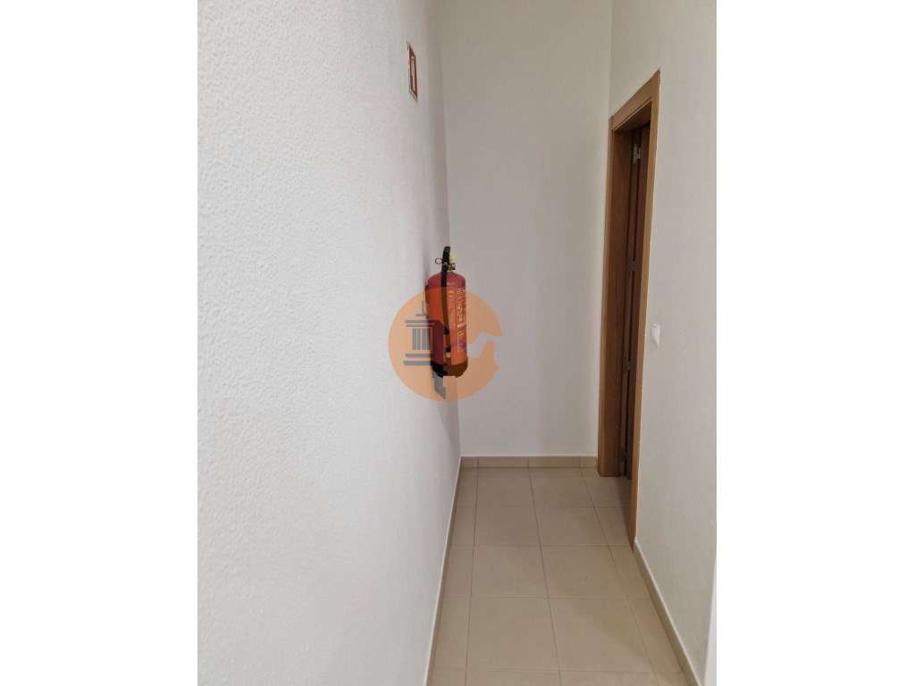 Loja em Monte Gordo - 400m da Praia - Grande imagem: 3/7