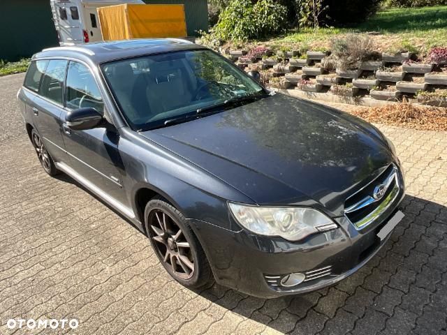 Subaru Legacy 3.0RE EXE - 1