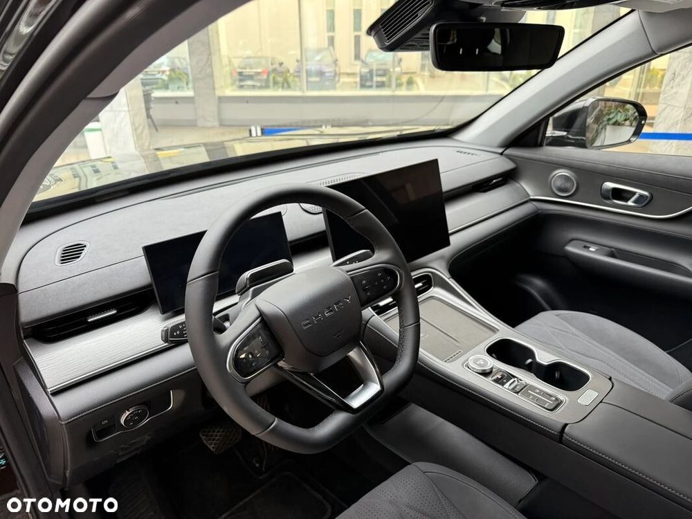 Chery Tiggo 8 - 8