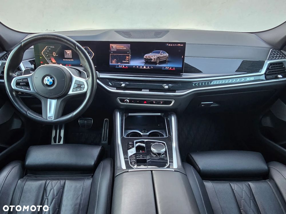 BMW X6 - 11